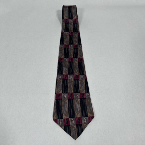 2 for$15 Cambridge Classics 100% Italian Silk Patterned Tie - Picture 3 of 8